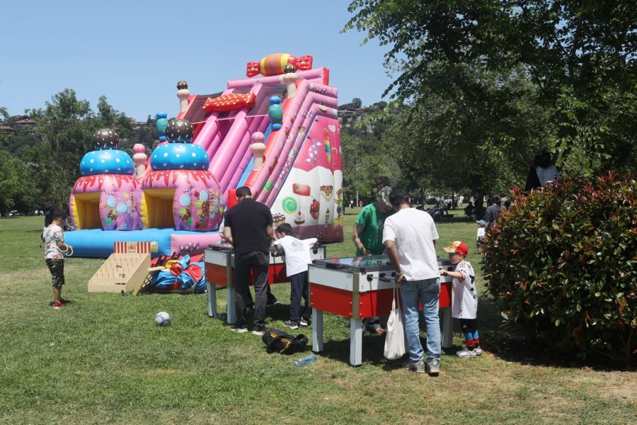 Beykoz’un güzellikleri… Küçüksu - Göksu 10 Beykoz'un güzellikleri, ilçe sınırlarındaki tarihi özelliği ile dikkatleri çeken Küçüksu - Göksu bölgesi... Özellikle hafta sonları aşırı ilgi odağı oluyor.