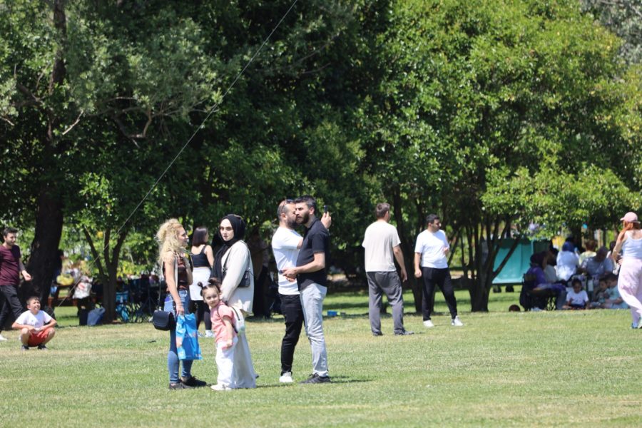 Beykoz’un güzellikleri… Küçüksu - Göksu 11 Beykoz'un güzellikleri, ilçe sınırlarındaki tarihi özelliği ile dikkatleri çeken Küçüksu - Göksu bölgesi... Özellikle hafta sonları aşırı ilgi odağı oluyor.