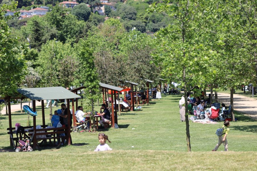 Beykoz’un güzellikleri… Küçüksu - Göksu 2 Beykoz'un güzellikleri, ilçe sınırlarındaki tarihi özelliği ile dikkatleri çeken Küçüksu - Göksu bölgesi... Özellikle hafta sonları aşırı ilgi odağı oluyor.