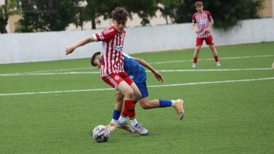 Kütahya'da gerçekleşen TFF U15 Yaş Türkiye Şampiyonası A Grubu ilk