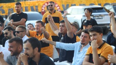 Beykoz Tribünlerinin sesi soluğu olan Boğazın Yargıçları Taraftar Grubunun öncülüğünde