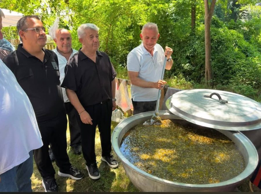 Beykoz’da Kastamonulardan karalahana pikniği 1 beykozda-kastamonulardan-karalahana-piknigi