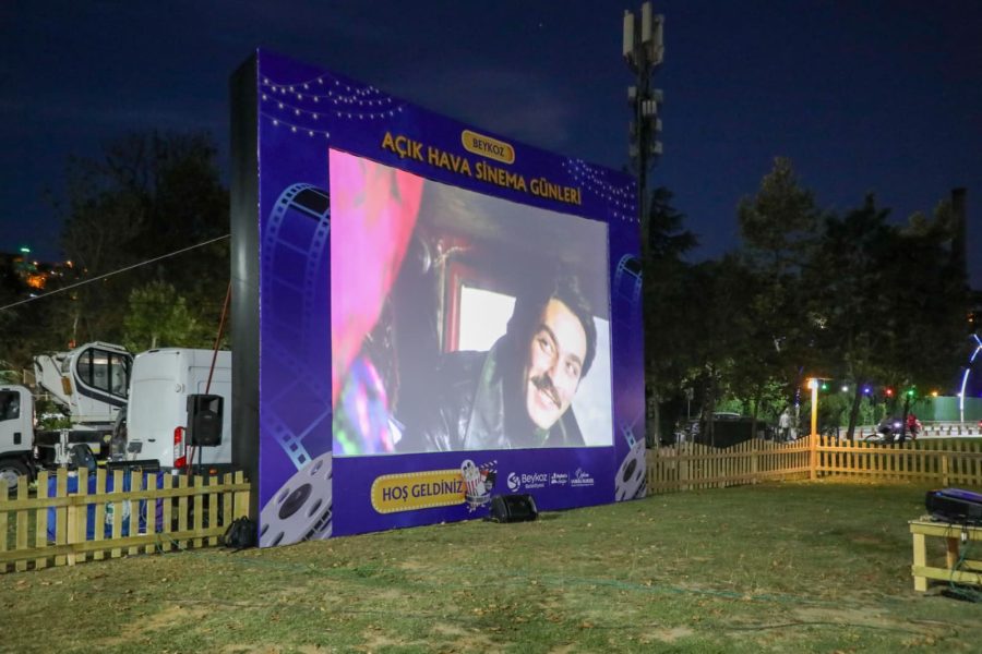 Beykoz'da yaz mevsimine özel açık hava sinema günleri 3 beykozda-yaz-mevsimi-etkinligi-acik-hava-sinema-gunleri