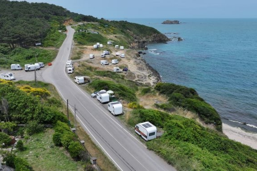 Beykoz Riva’da karavan isyanı başladı 2 karavan1