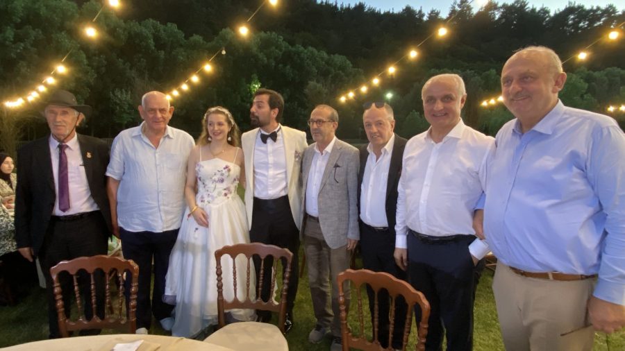 Müzisyen Semih Aytaç ABD’den Beykoz’a gelin getirdi. 8 muzisyen semih aytac abdden beykoza gelin getirdi 17 scaled e1784410399675