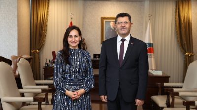 Beykoz Belediye Başkan Vekili Özlem Vural Gürzel, Çekmeköy Belediye Başkanı